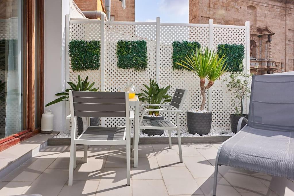 Sunny Cozy Penthouse With A Terrace At Plaza Del Carmen Apartment Валенсия Екстериор снимка