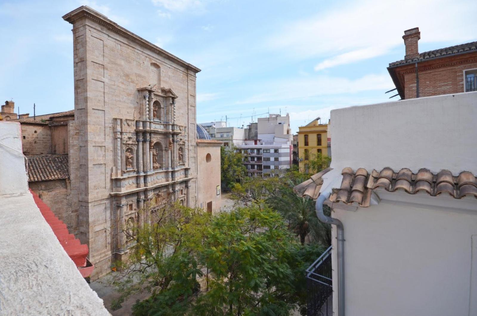 Sunny Cozy Penthouse With A Terrace At Plaza Del Carmen Apartment Валенсия Екстериор снимка