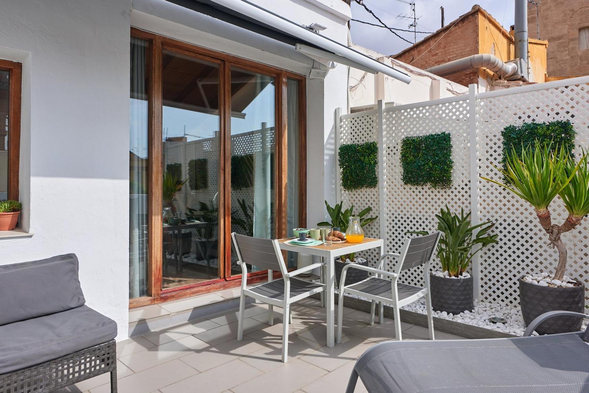 Sunny Cozy Penthouse With A Terrace At Plaza Del Carmen Apartment Валенсия Екстериор снимка